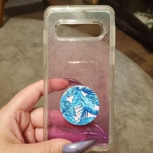 Galaxy s10 Otterbox and Popsocket